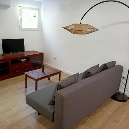 Falconera Apartaments, A Faldas De La Montana Gandía